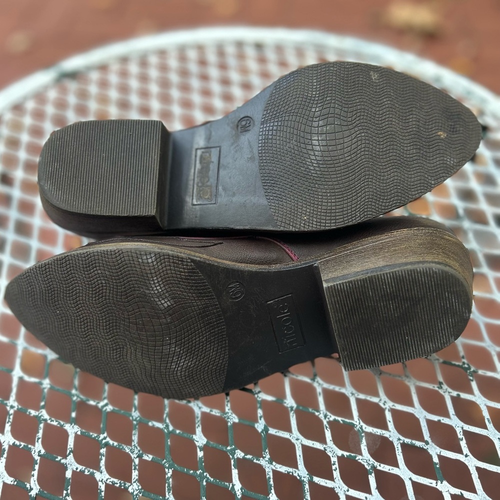 air Madeline Boots - Picture 7 of 7